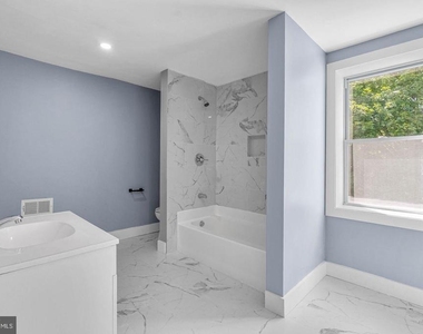 905 Mulberry Street - Photo Thumbnail 17