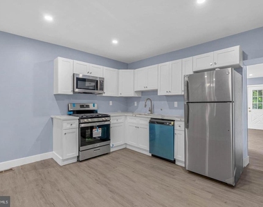 905 Mulberry Street - Photo Thumbnail 8
