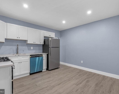 905 Mulberry Street - Photo Thumbnail 7