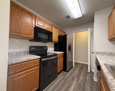 8911 Schick Rd - Photo Thumbnail 5