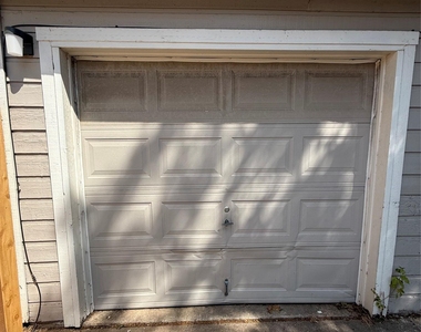 8911 Schick Rd - Photo Thumbnail 11
