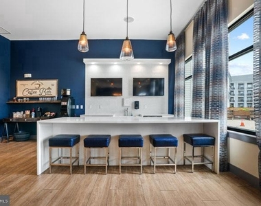 131 Bridge Street - Photo Thumbnail 20