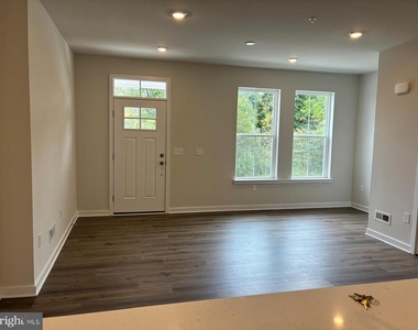 608 Brass Lane - Photo Thumbnail 3