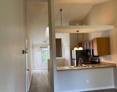 5 Fieldcrest Drive - Photo Thumbnail 6