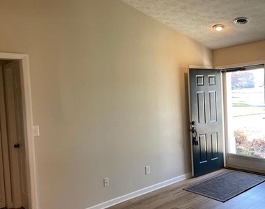 5 Fieldcrest Drive - Photo Thumbnail 3