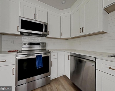 129 N Park Road - Photo Thumbnail 3