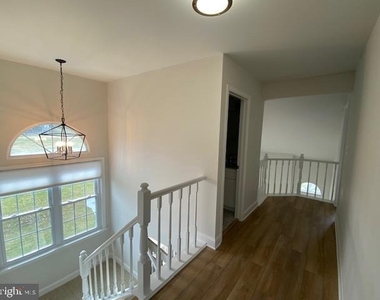129 N Park Road - Photo Thumbnail 19