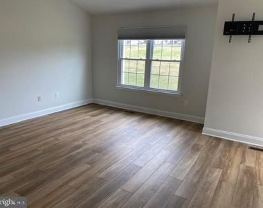 129 N Park Road - Photo Thumbnail 12