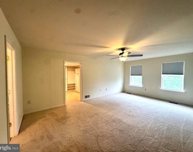1225 Meadow Brook Drive - Photo Thumbnail 32