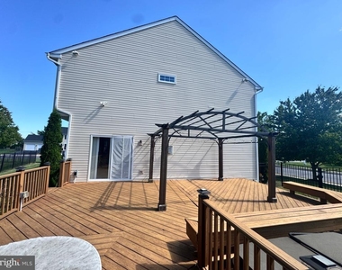 1225 Meadow Brook Drive - Photo Thumbnail 51