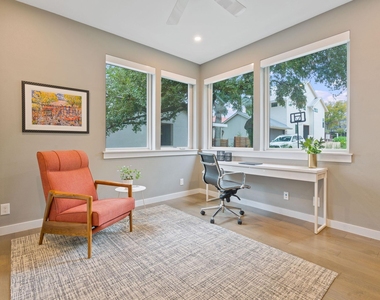 609 West Lynn St - Photo Thumbnail 13