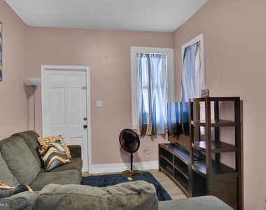 833 Green Street - Photo Thumbnail 3