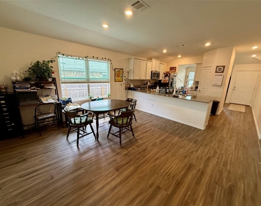 5612 Bellissima Way - Photo Thumbnail 6
