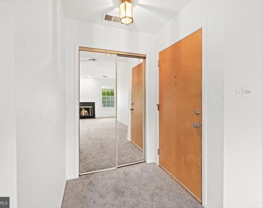 104 Heritage Boulevard - Photo Thumbnail 15