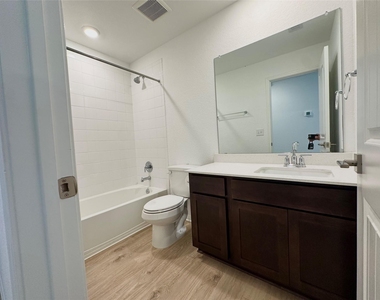 433 Brody Ln - Photo Thumbnail 15