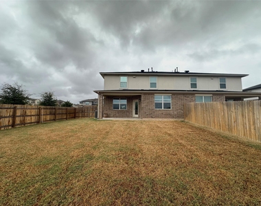 433 Brody Ln - Photo Thumbnail 19
