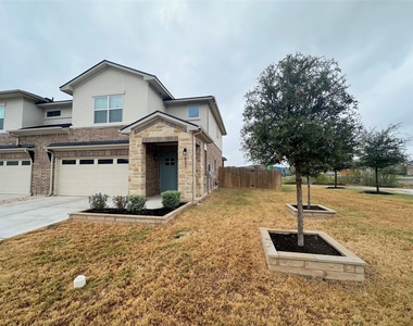433 Brody Ln - Photo Thumbnail 1