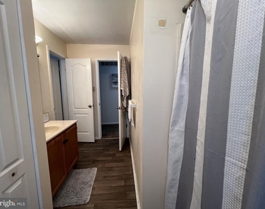 9 Elbow Lane - Photo Thumbnail 22