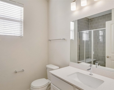 9100 Garnet Dr - Photo Thumbnail 10
