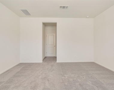 9100 Garnet Dr - Photo Thumbnail 19