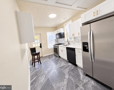 264 6th Avenue - Photo Thumbnail 12