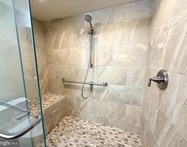 208 Hazelwood Lane - Photo Thumbnail 16