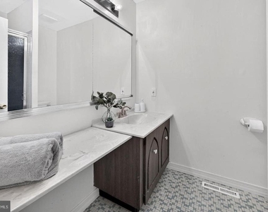 24 Dorset Drive - Photo Thumbnail 13