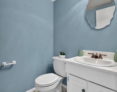 24 Dorset Drive - Photo Thumbnail 10