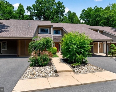 24 Dorset Drive - Photo Thumbnail 1