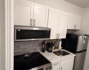101 S Raleigh Avenue S - Photo Thumbnail 4