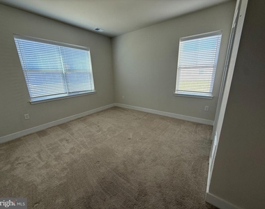 1662 Lake Placid Drive - Photo Thumbnail 21