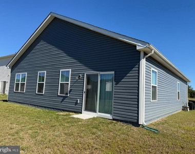 1662 Lake Placid Drive - Photo Thumbnail 32