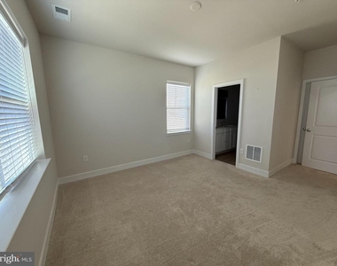 1662 Lake Placid Drive - Photo Thumbnail 20
