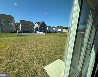 1662 Lake Placid Drive - Photo Thumbnail 28