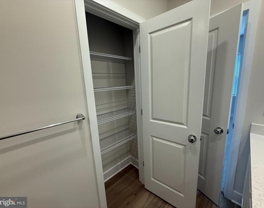 1662 Lake Placid Drive - Photo Thumbnail 24