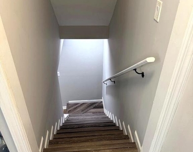 925 Clovis Avenue - Photo Thumbnail 8