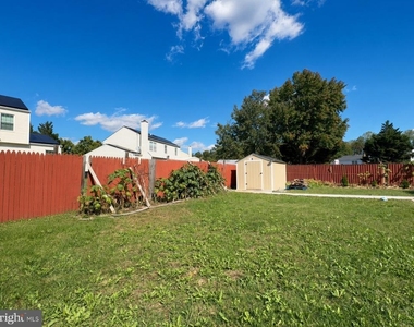 13208 Burleigh Street - Photo Thumbnail 12