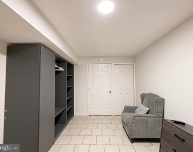 13208 Burleigh Street - Photo Thumbnail 7