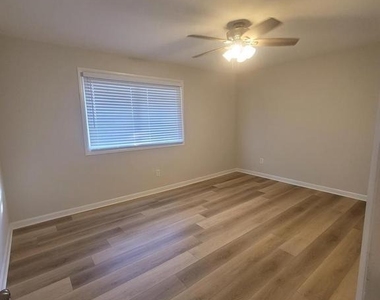 3130 Brinkley Road - Photo Thumbnail 16
