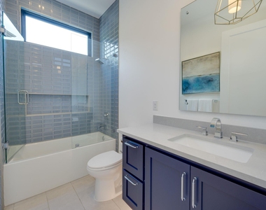 2415 Mccall Rd - Photo Thumbnail 7