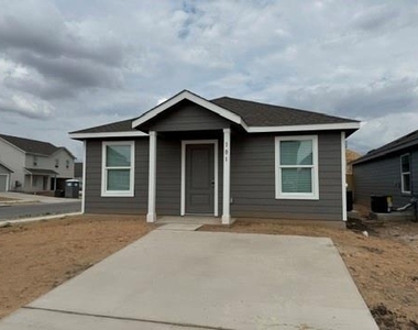 101 Silent Sky Ln - Photo Thumbnail 20