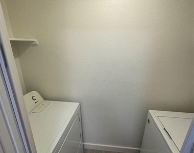 3617 Leafield Dr - Photo Thumbnail 15