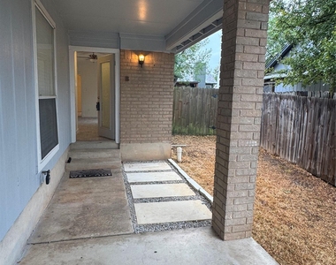 3617 Leafield Dr - Photo Thumbnail 16