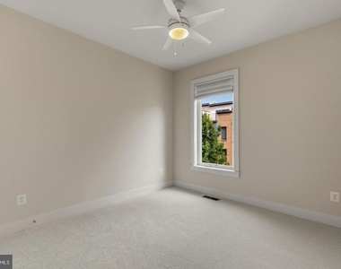 6617 Eames Way - Photo Thumbnail 32