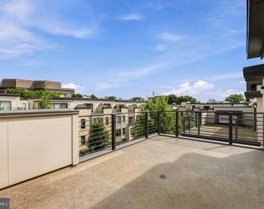 6617 Eames Way - Photo Thumbnail 41