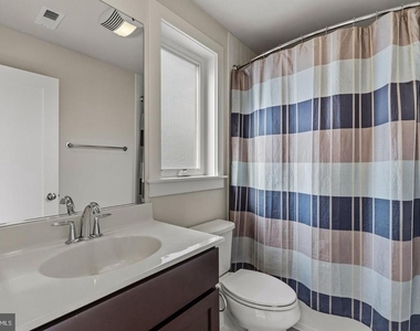 6617 Eames Way - Photo Thumbnail 40
