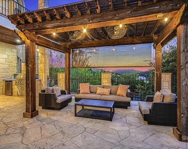 17110 Majestic Ridge Rd - Photo Thumbnail 30