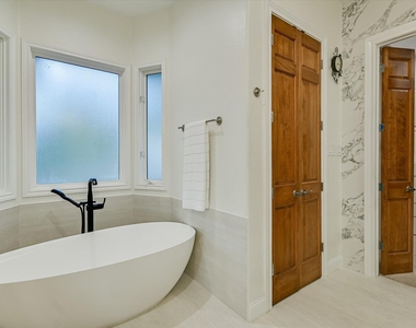 17110 Majestic Ridge Rd - Photo Thumbnail 18