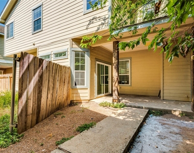 5503 Duval St - Photo Thumbnail 2