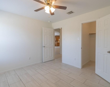 18745 Candace Loop - Photo Thumbnail 7